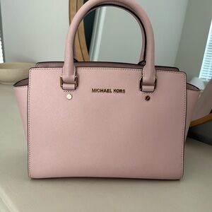 Dusty pink Michael Kors purse
